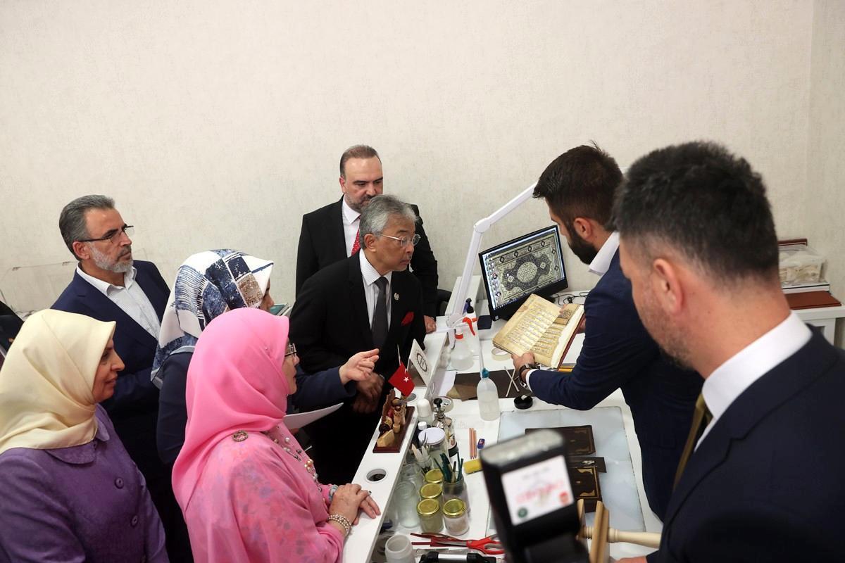 Malezya Hükümdarı Abdullah Şah’tan Diyanet’e ziyaret