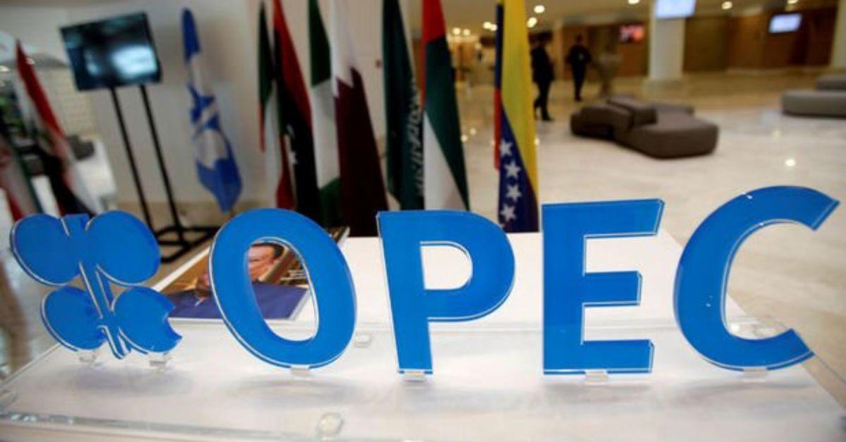 OPEC+’dan petrol üretimini kısma sinyali