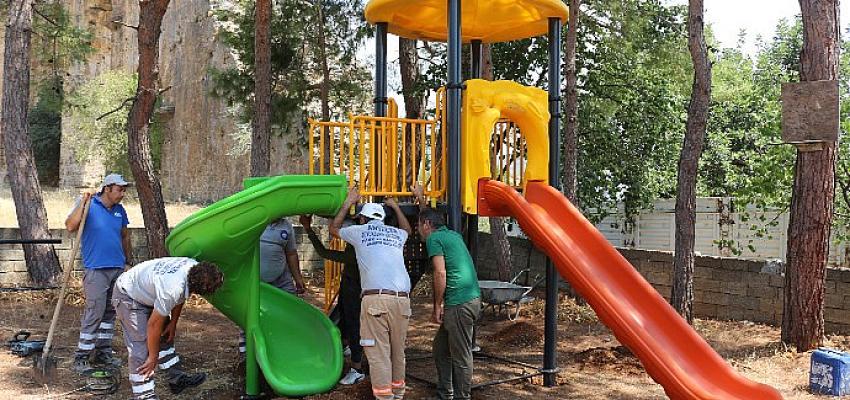 Büyükşehir Belediyesi’nden Serikli çocuklara oyun parkı