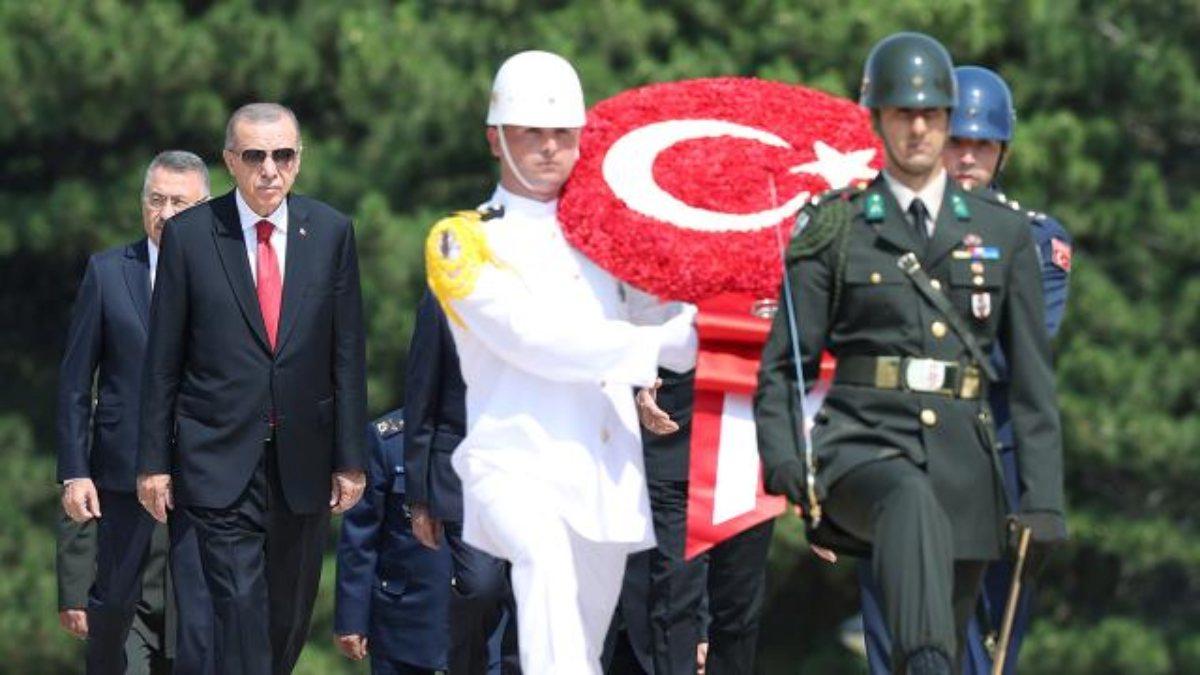 Cumhurbaşkanı Erdoğan ve devlet erkanı Anıtkabir’de