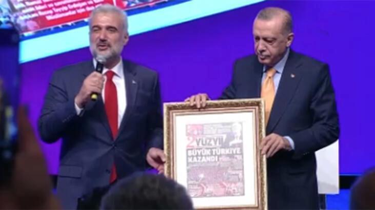 Cumhurbaşkanı Erdoğan’a AK Parti İstanbul İl Başkanı Kabaktepe’den anlamlı hediye