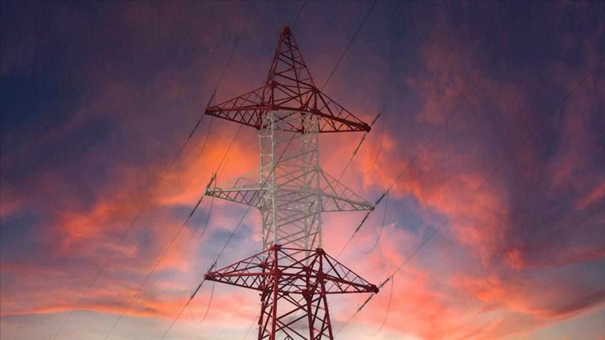 EPDK Lideri Yılmaz, lisanssız elektrik üretimine açıklık getirdi