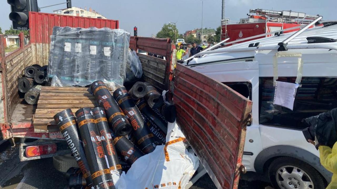 Büyükçekmece’de feci kaza:1 ölü, 1 yaralı