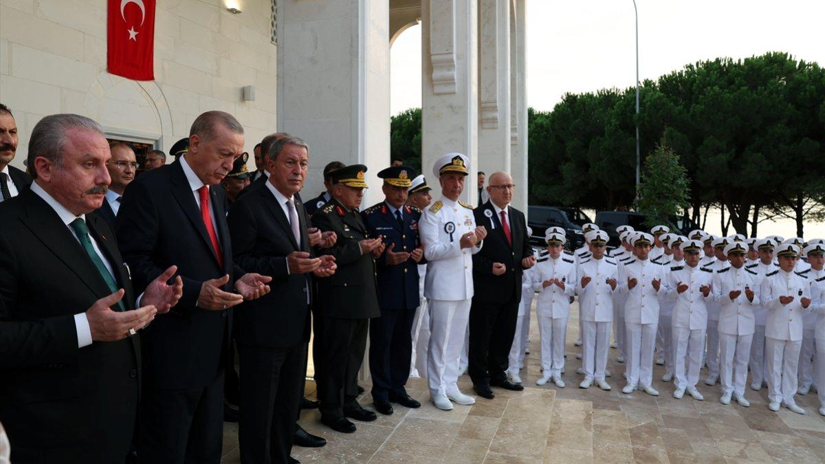 Cumhurbaşkanı Erdoğan, Deniz Harp Okulu Mescidi’ni hizmete açtı