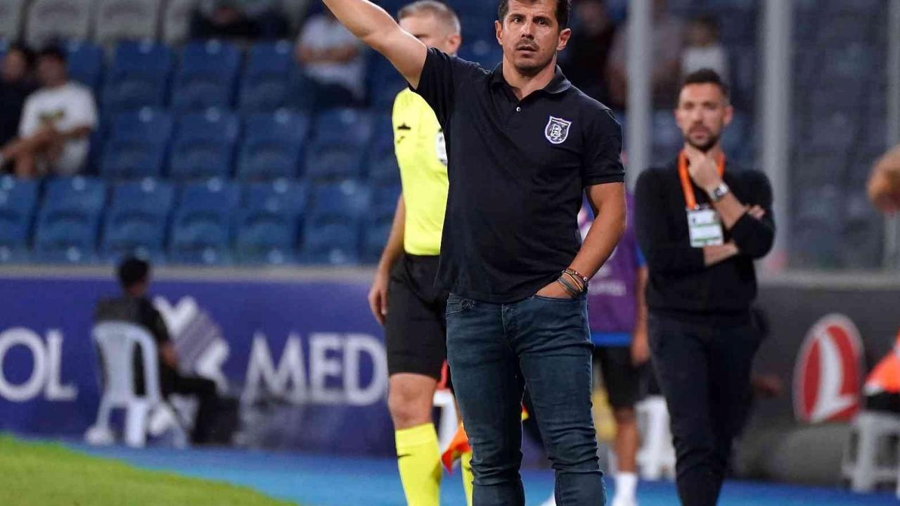 Emre Belözoğlu’nun ilk basın toplantısı! “Benim için kolay olmadı”