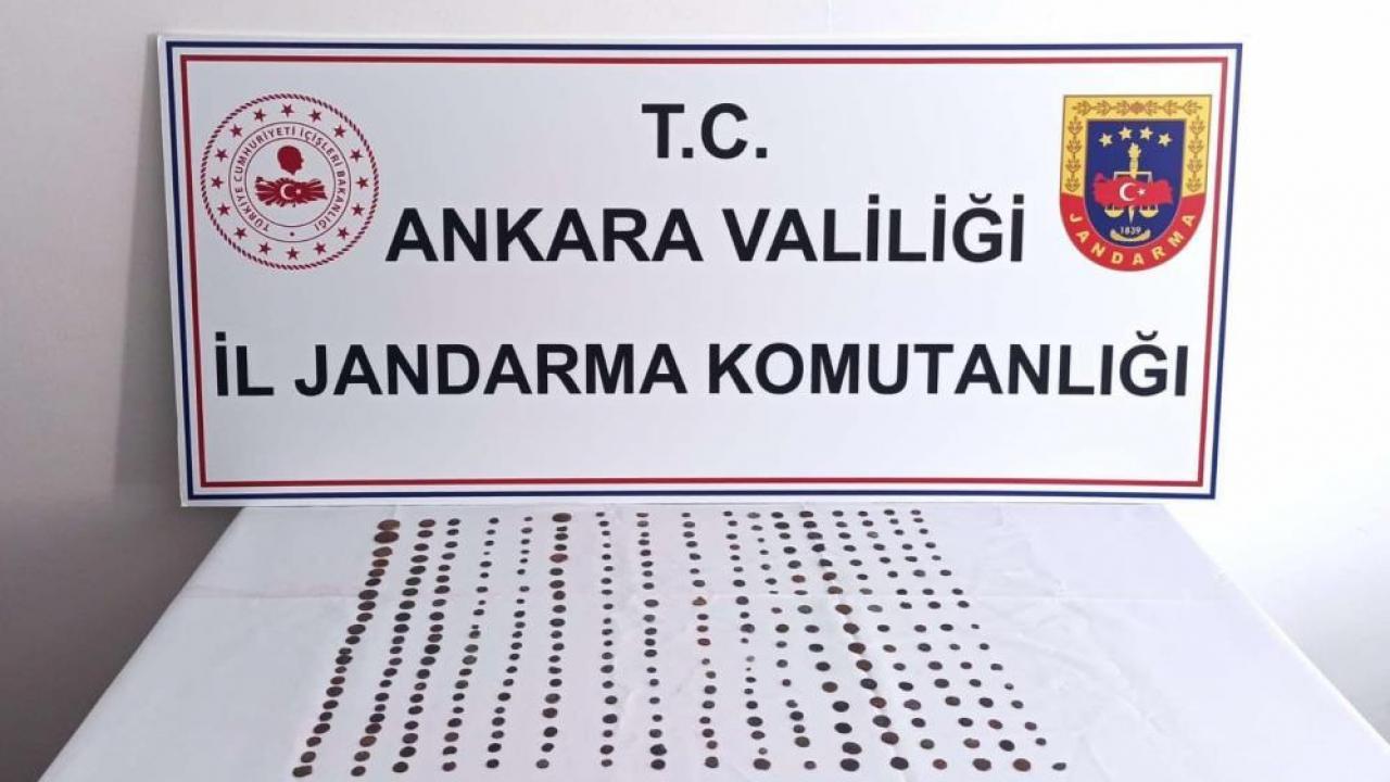Tarihi eser kaçakçılarına darbe: 315 sikke ele geçirildi