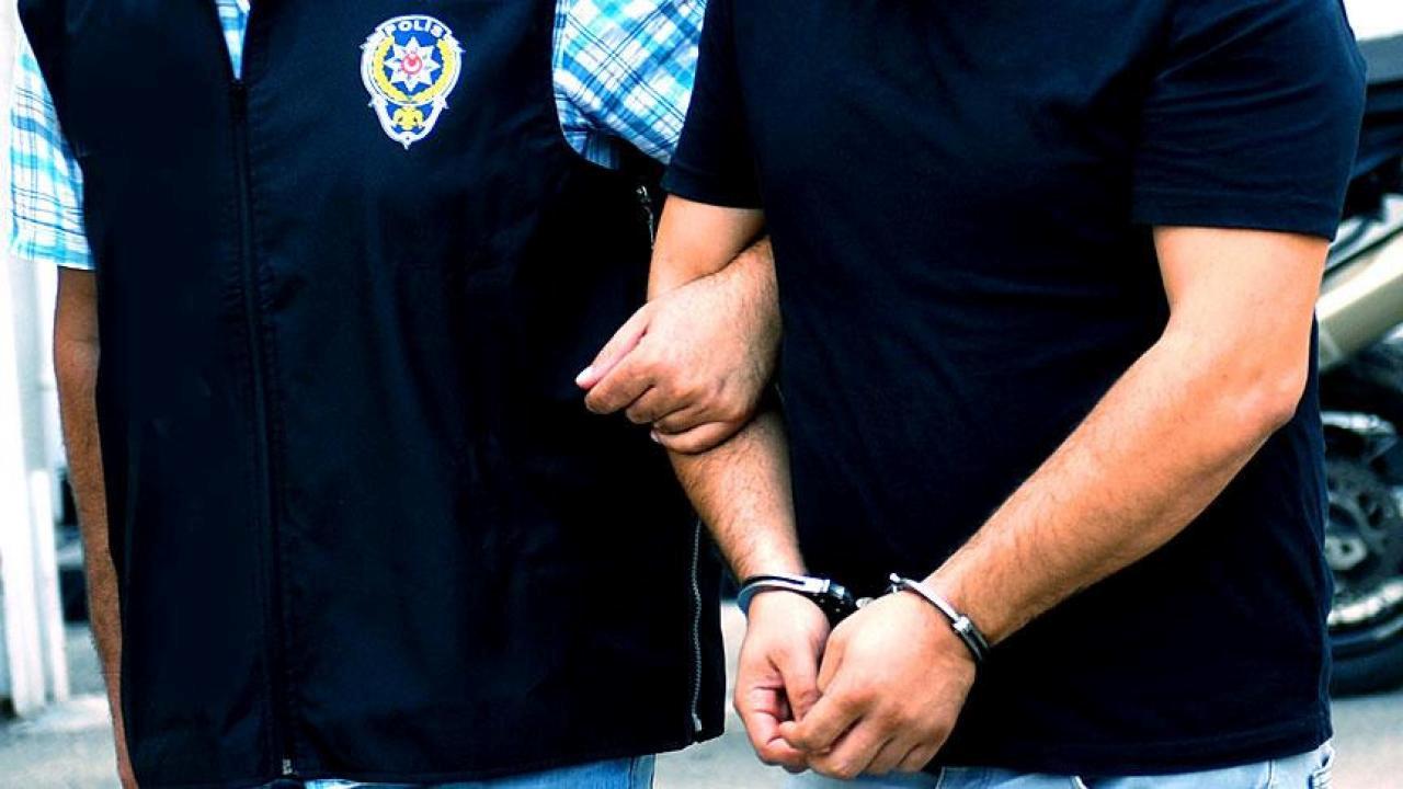 Trabzon’da 11 farklı adrese eş zamanlı operasyon: 10 gözaltı