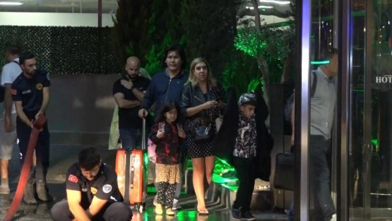 Bursa’da 4 yıldızlı otelde korkutan yangın