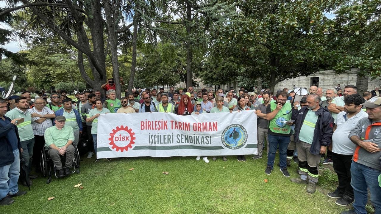 İBB Ağaç ve Peyzaj AŞ işçilerinden ‘düşük maaş’ protestosu