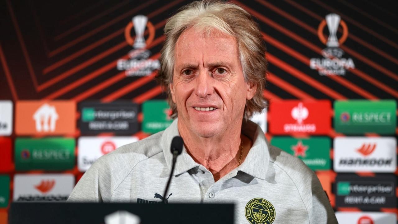 Jorge Jesus: Gruptan çıkmak için yeterli kadro kalitesine sahibiz