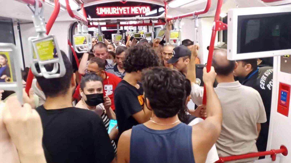 Samsun’da tramvayda çıkan tartışmayı çevik kuvvet engelledi