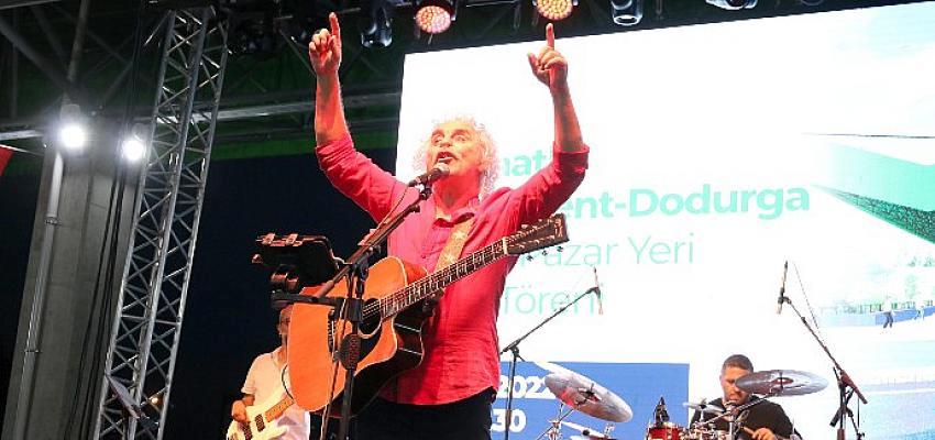 Yaşamkent Kapalı Pazar Yeri Yeni Türkü Konseriyle Açıldı