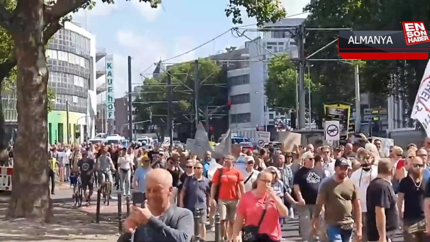 Almanya’da doğalgaz artırımları protesto edildi