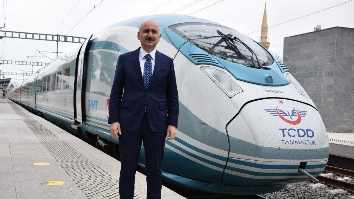 Bakan Karaismailoğlu: Süratli tren seferlerini 44’ten 56’ya çıkarıyoruz