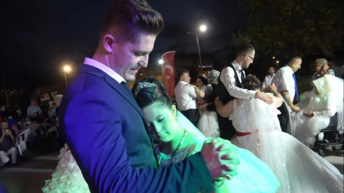 Bursa’da 7 down sendromlu genç kıza temsili düğün yapıldı