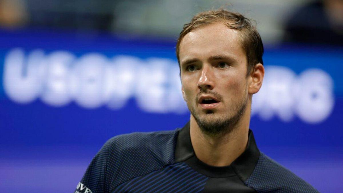 Daniil Medvedev ABD Açık’a veda etti