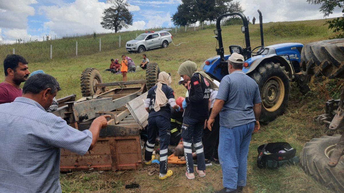 Kocaeli’de traktör devrildi, şoförün annesi öldü