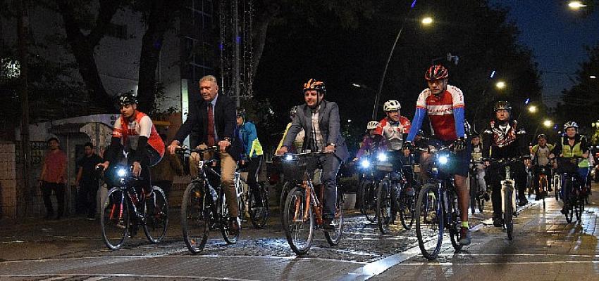 Otomobilsiz Kent Günü’nde pedalladılar!