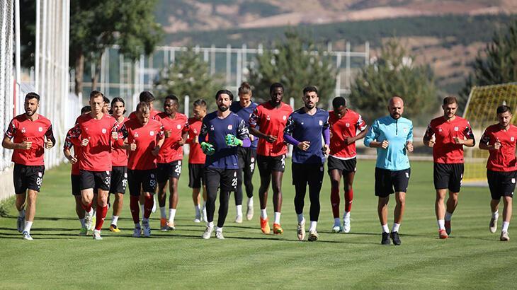 Sivasspor, İstanbulspor maçı hazırlıklarına ara vermeden başladı