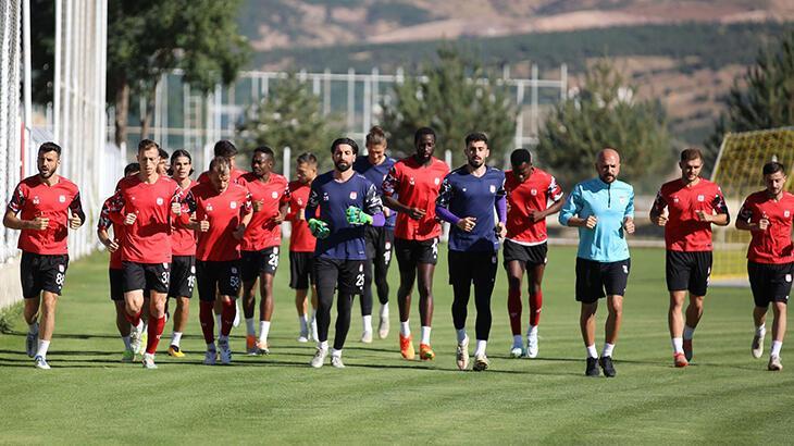 Sivasspor, İstanbulspor maçı hazırlıklarına ara vermeden başladı