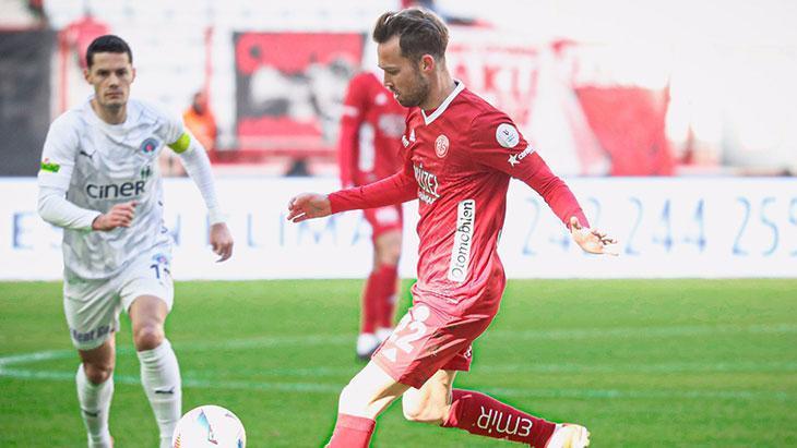 Antalyaspor, Kasımpaşa’yı yıktı! Emre Belözoğlu, Burak Yılmaz’ı üzdü
