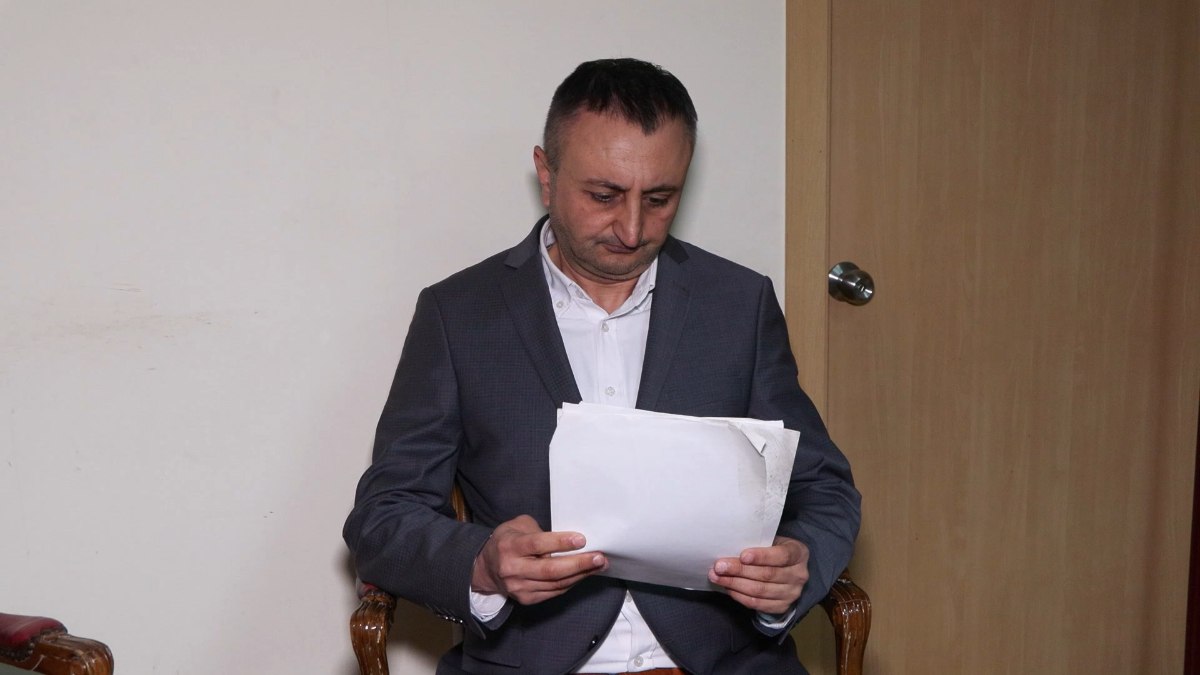 Bilim ödüllü profesörü banka numarasını kopyalayıp 1 milyon lira dolandırdılar
