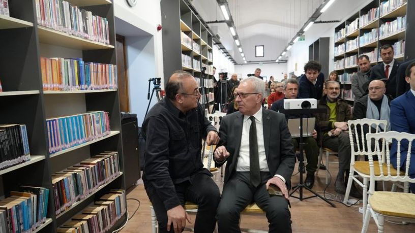 Sunay Akın’ın yeni kitabı Gaziantep’te tanıtıldı
