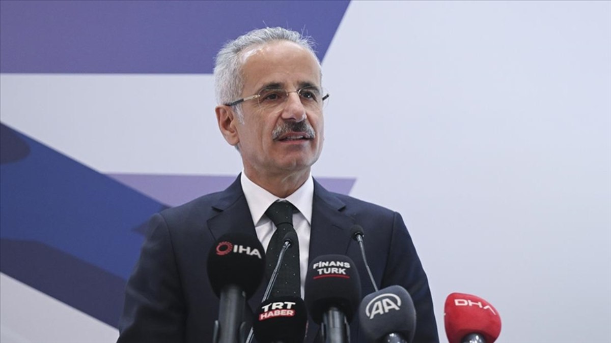 Abdulkadir Uraloğlu duyurdu: Van-Tahran tren seferleri yeniden başlıyor