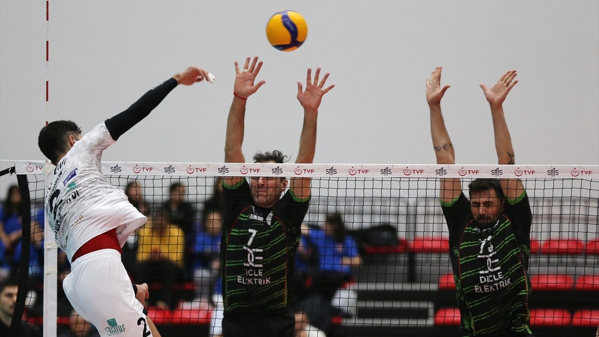 Alanya Belediyespor, Cizre Belediyespor’a set vermedi