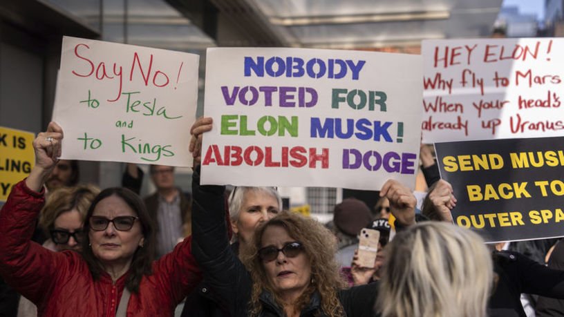 Elon Musk ABD’de protesto edildi