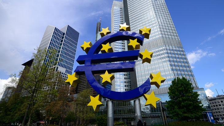 Euro Bölgesi’nde yıllık enflasyon artış gösterdi