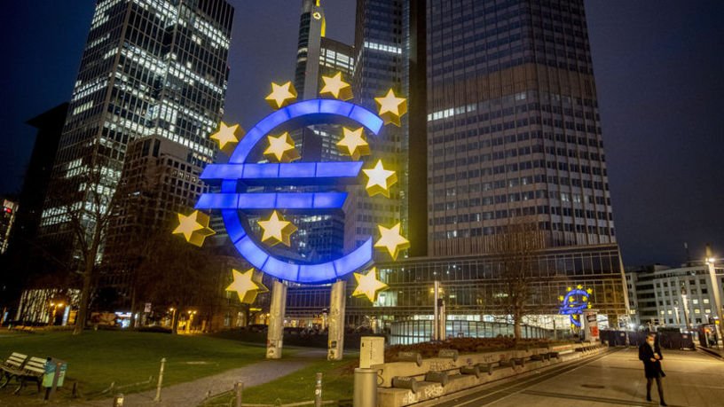 Faiz indirimleri Euro Bölgesi’nde şirketlerin kredi talebini artırıyor