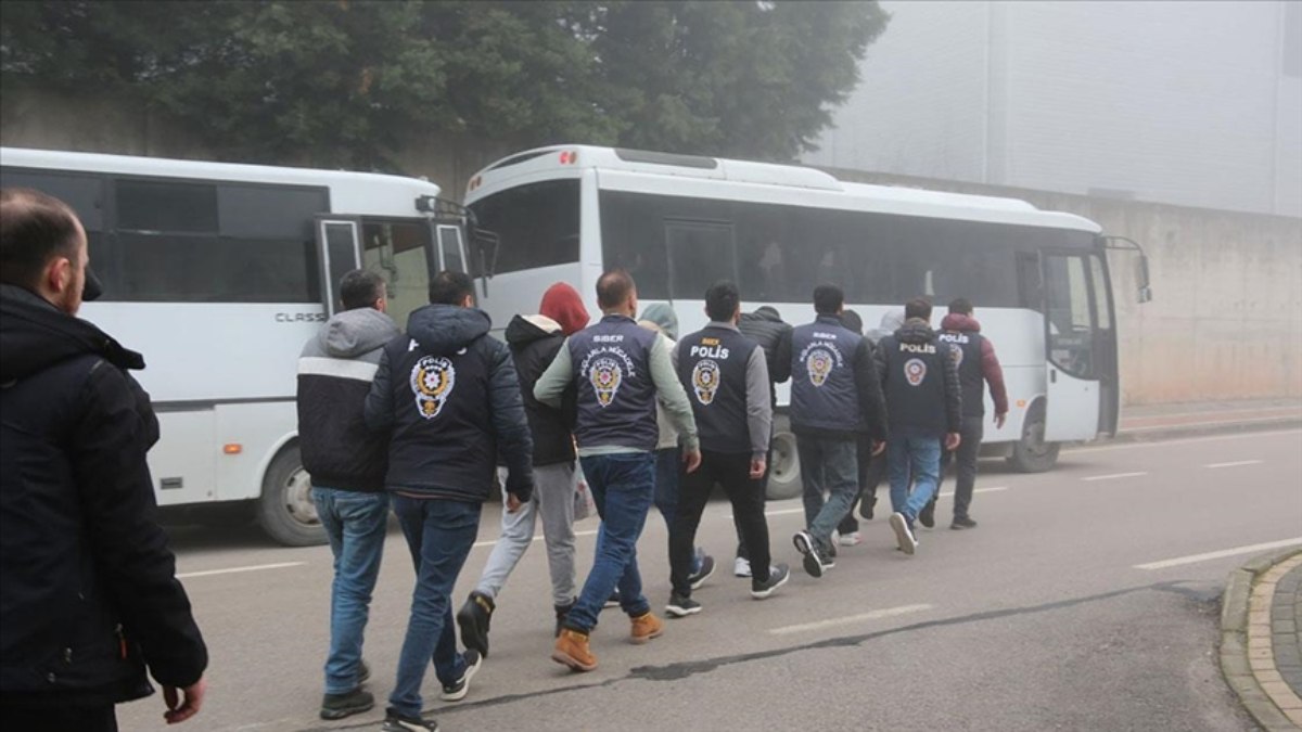 Kocaeli merkezli dolandırıcılık operasyonu düzenlendi