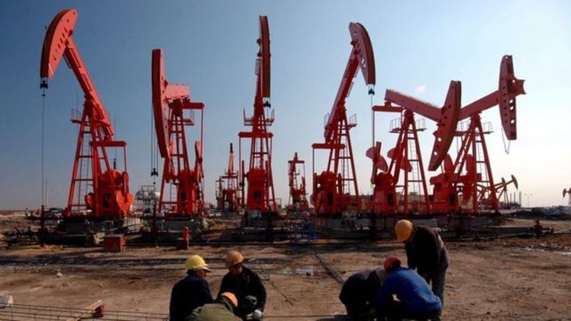 Petrol haftaya yatay seyirde başladı
