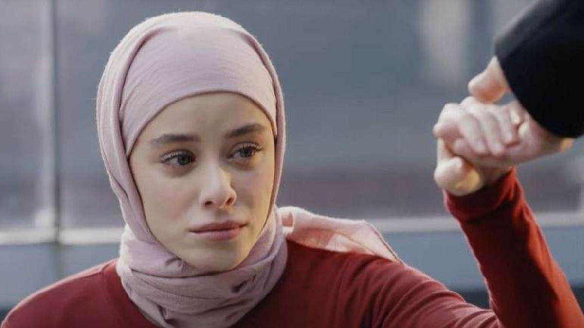 Piyasa’nın Münevver’i ile İlayda Alişan’ın acı tesadüfü! İkisi de annesini…