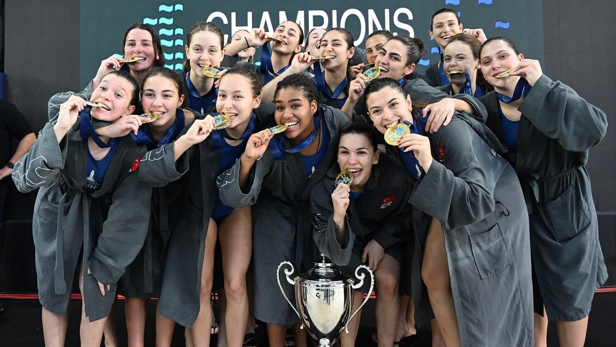 Sutopu Kadınlar Challenger Kupası’nda şampiyon İzmir Büyükşehir Belediyespor!