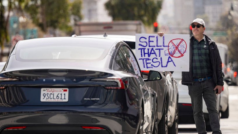 Trump uyardı: Tesla saldırılarına karışanlara 20 yıla kadar hapis cezası