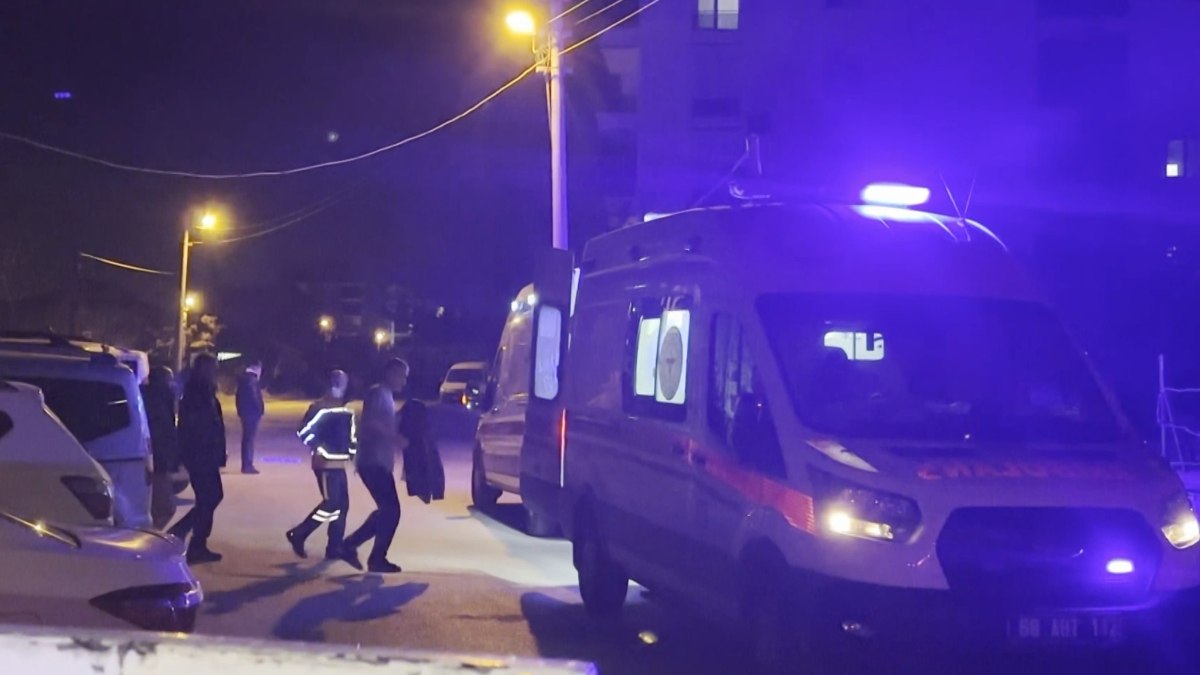 Aksaray’da komşuların gürültü kavgasında 2 kardeş tüfekle vuruldu