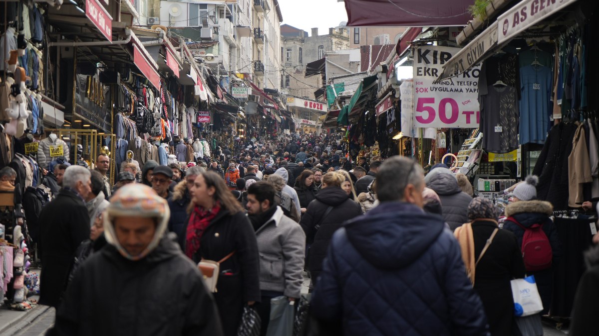 Eminönü’nde Ramazan hareketliliği arttı
