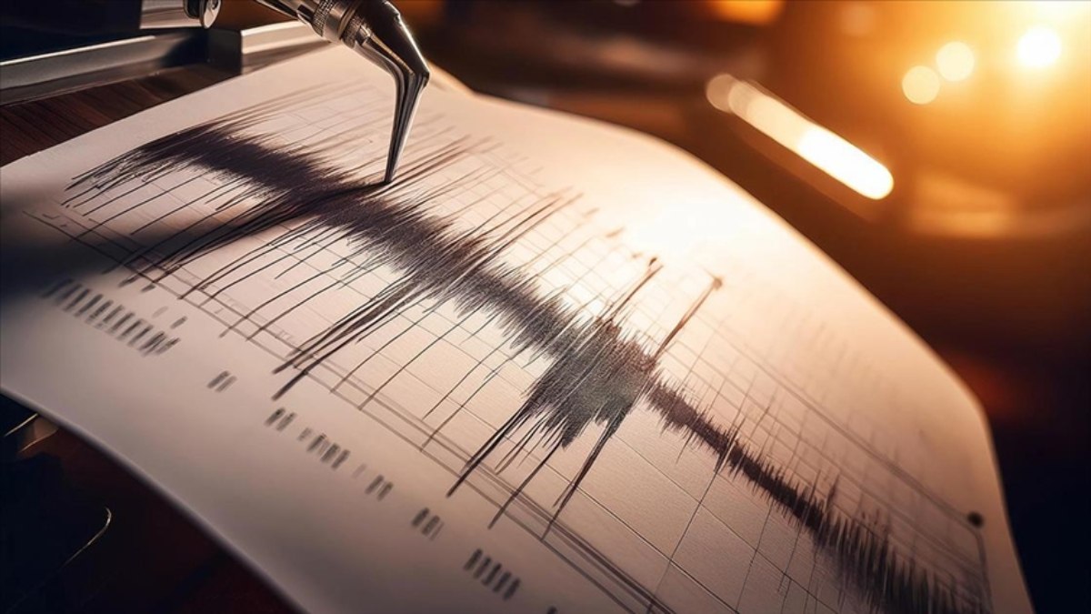 Endonezya’da 6.1 büyüklüğünde deprem