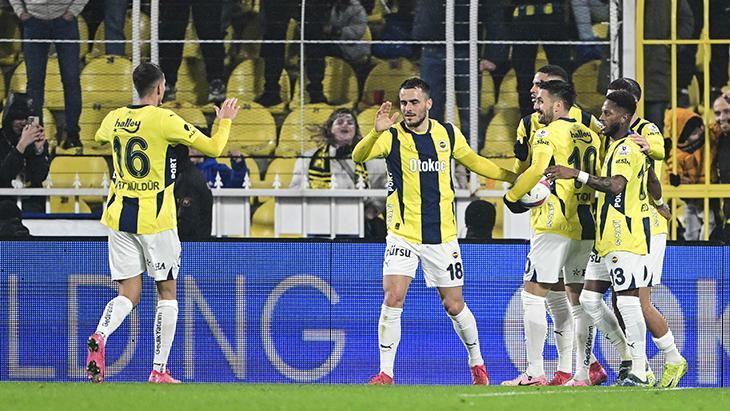 Fenerbahçe’de yenilmezlik serisi 18 maça çıktı!