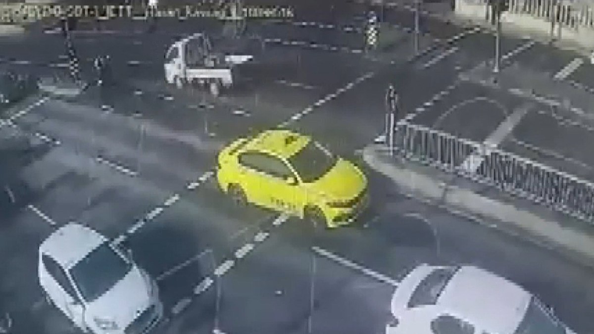 İstanbul’da bir sürücü kırmızı ışıkta durmadı: 1 ölü