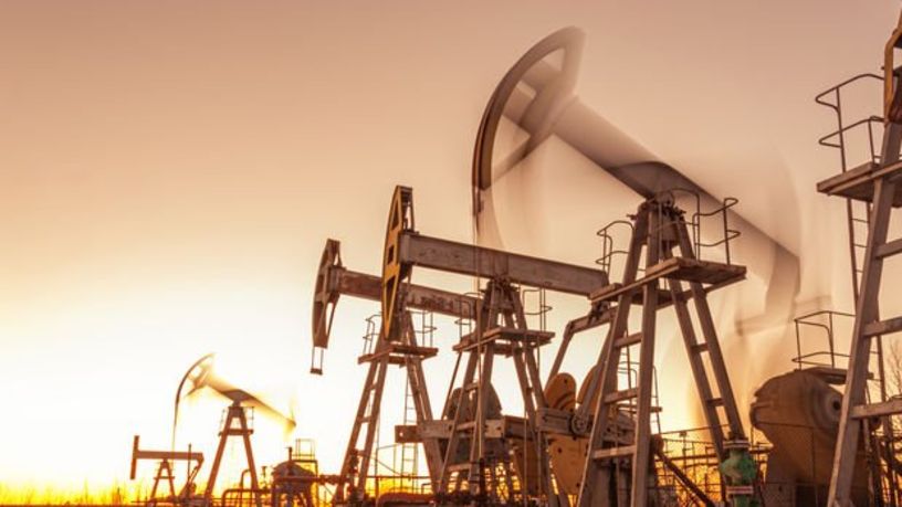 Petrol talep endişeleriyle düşüşte