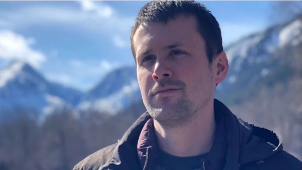 Taylor Adams, Kötü Yorum romanında biz okurları farklı duygulara sürüklüyor